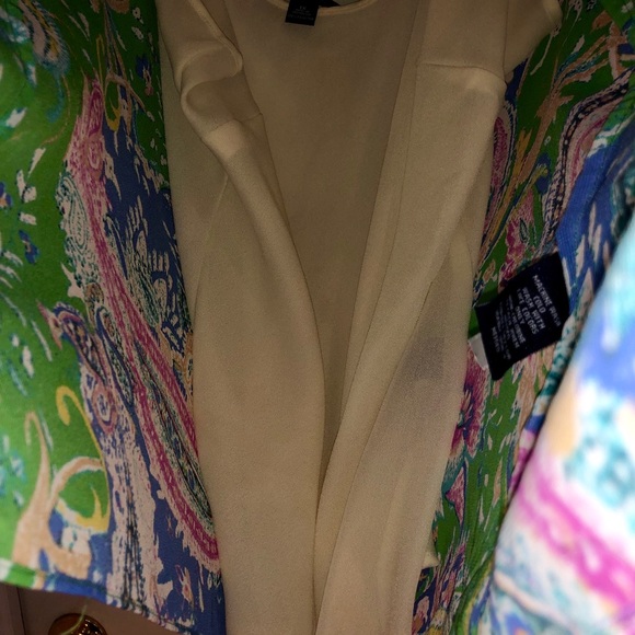 Blouse - Picture 4 of 5